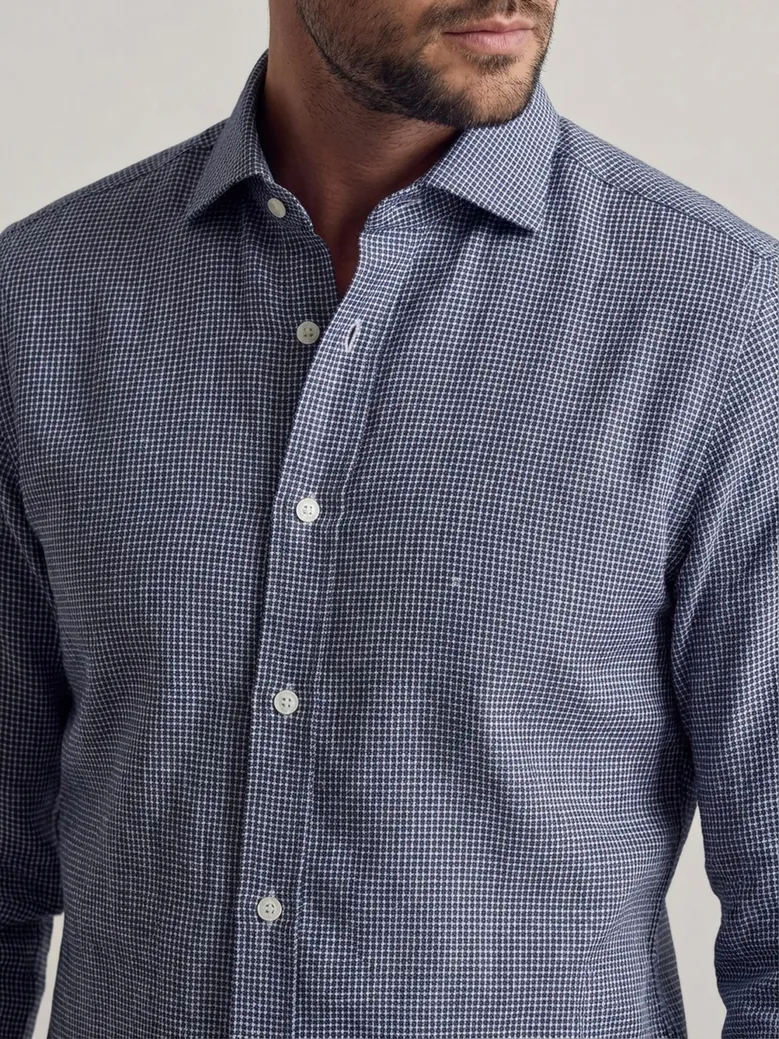 Easy-iron plain white poplin shirt