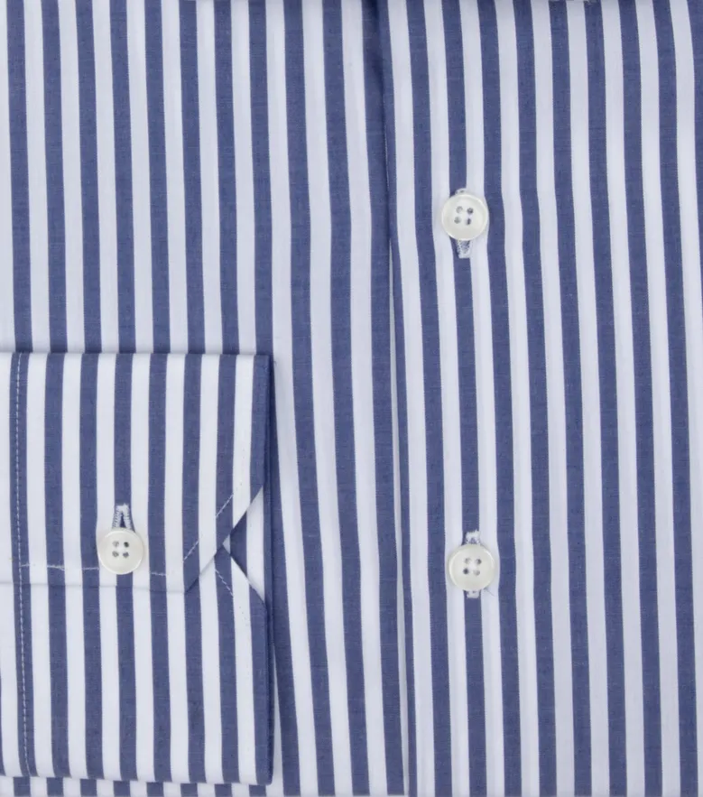 Easy-iron plain white poplin shirt
