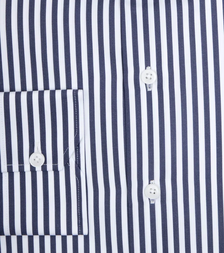 Easy-iron plain white poplin shirt