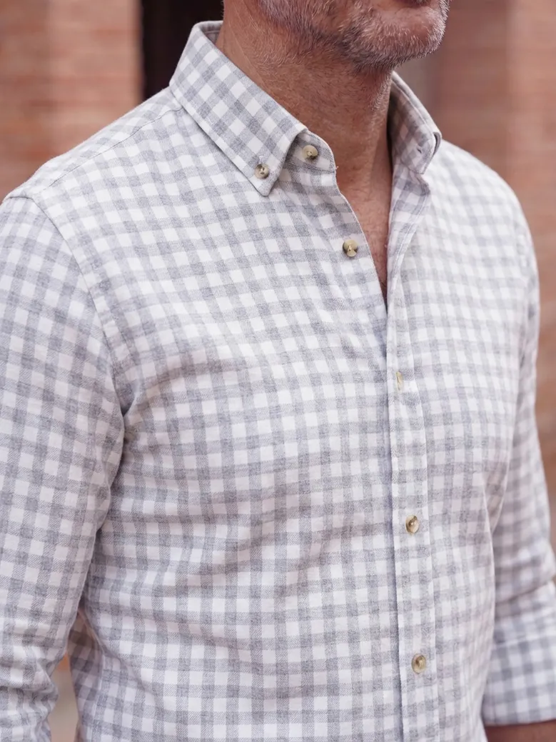 Easy-iron plain white poplin shirt