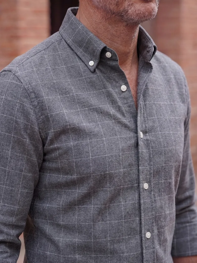 Easy-iron plain white poplin shirt