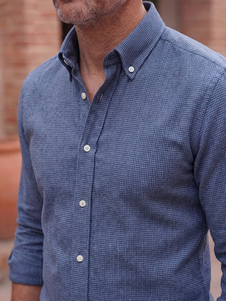 Easy-iron plain white poplin shirt