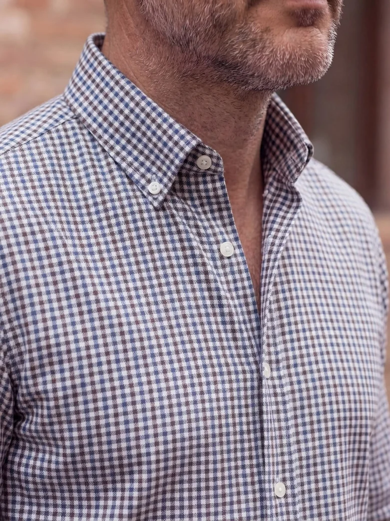 Easy-iron plain white poplin shirt