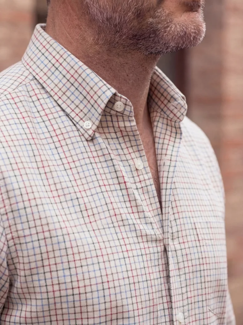 Easy-iron plain white poplin shirt