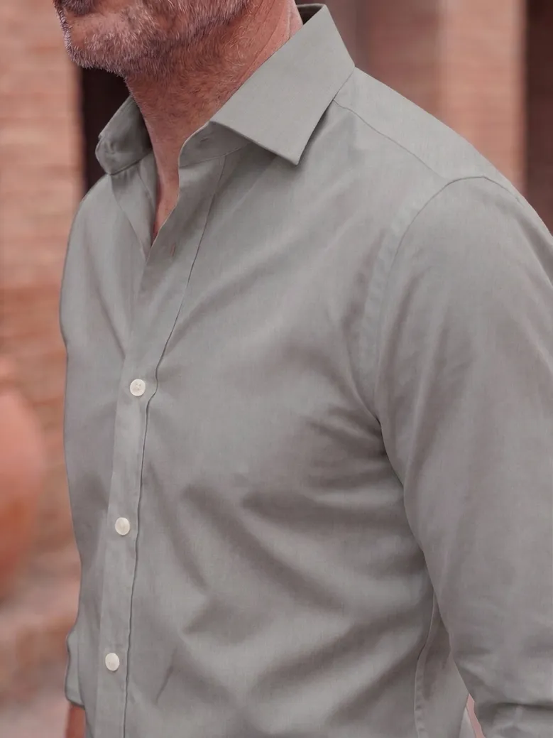 Easy-iron plain white poplin shirt