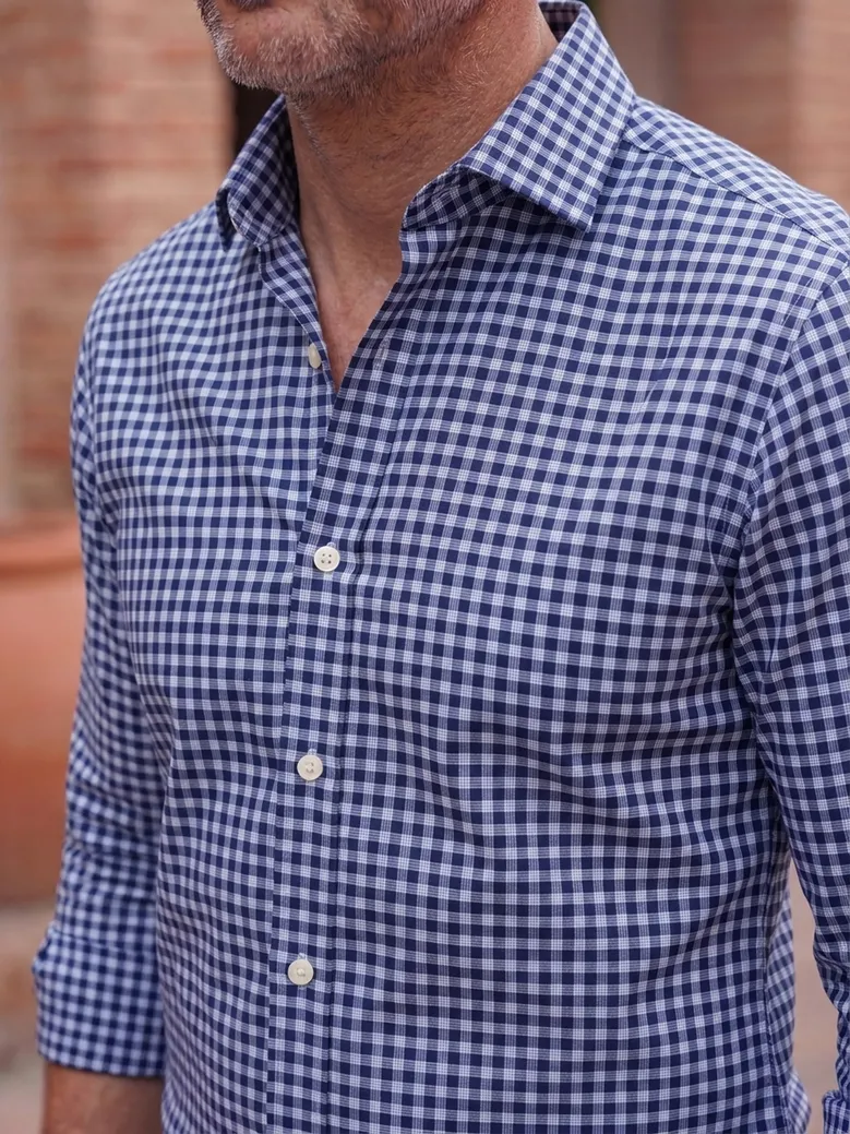 Easy-iron plain white poplin shirt